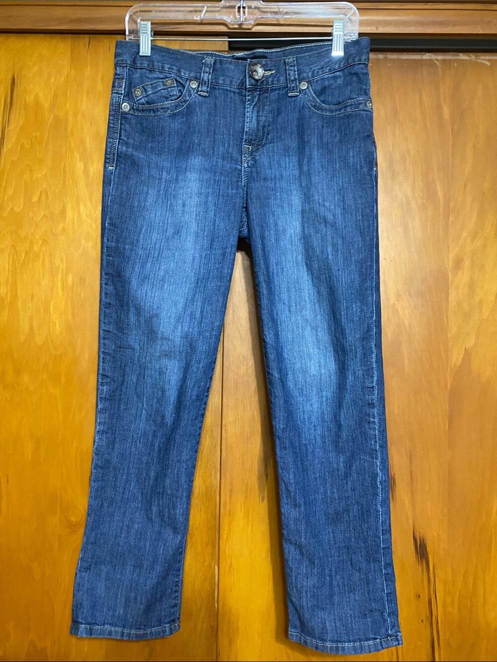 Calvin Klein Crop Jeans Classic Blue Straight-Leg Highwaters Embroidered Pockets